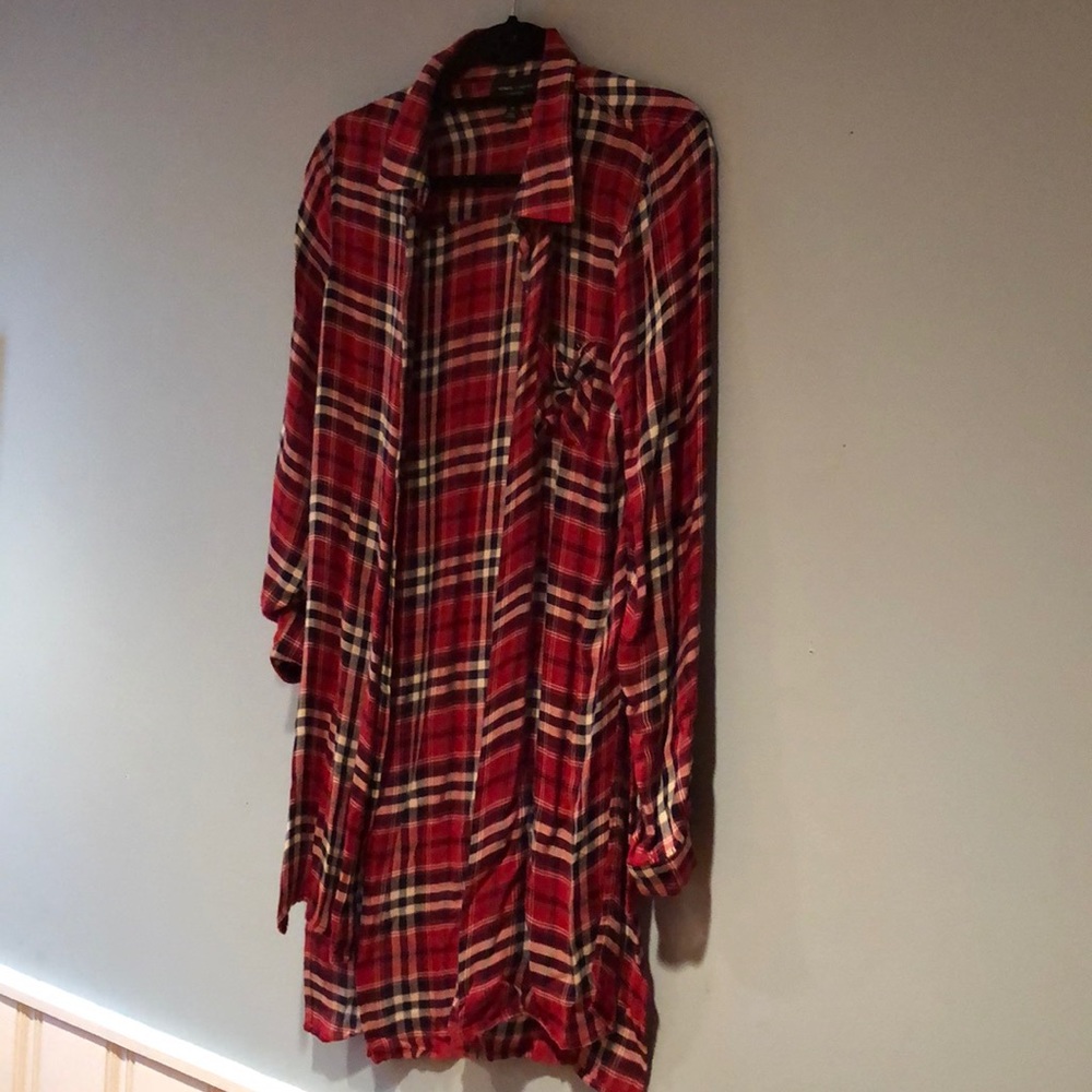 Romeo and Juliet 90s style flannel shirt